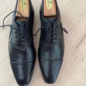 Magnanni Black Leather Oxfords